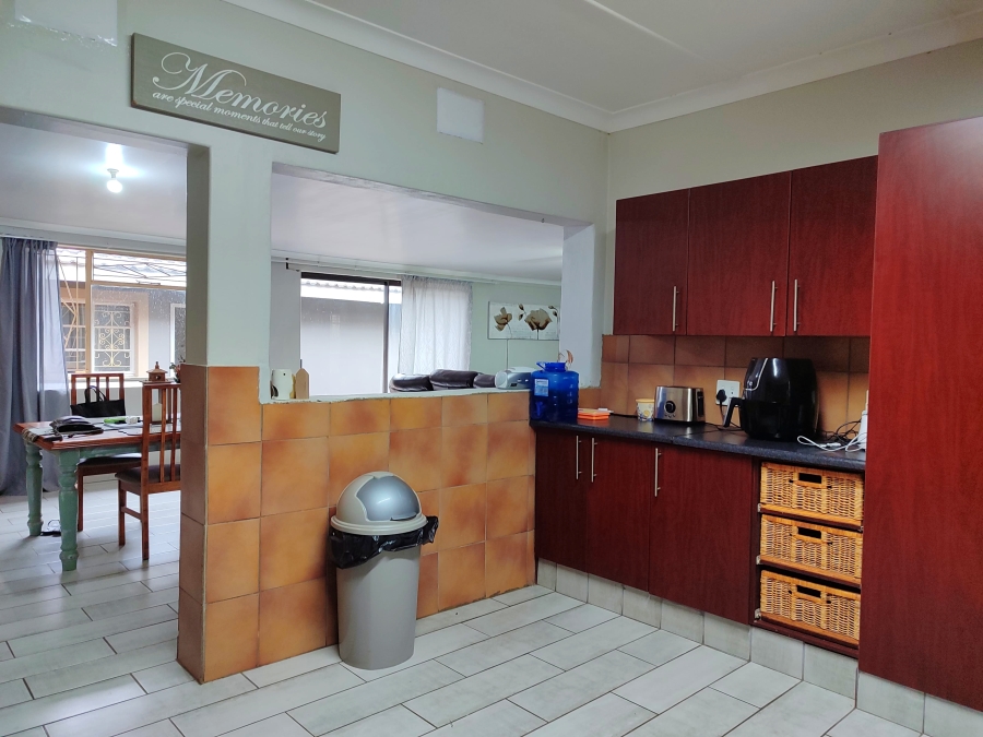 4 Bedroom Property for Sale in Irene Park North West